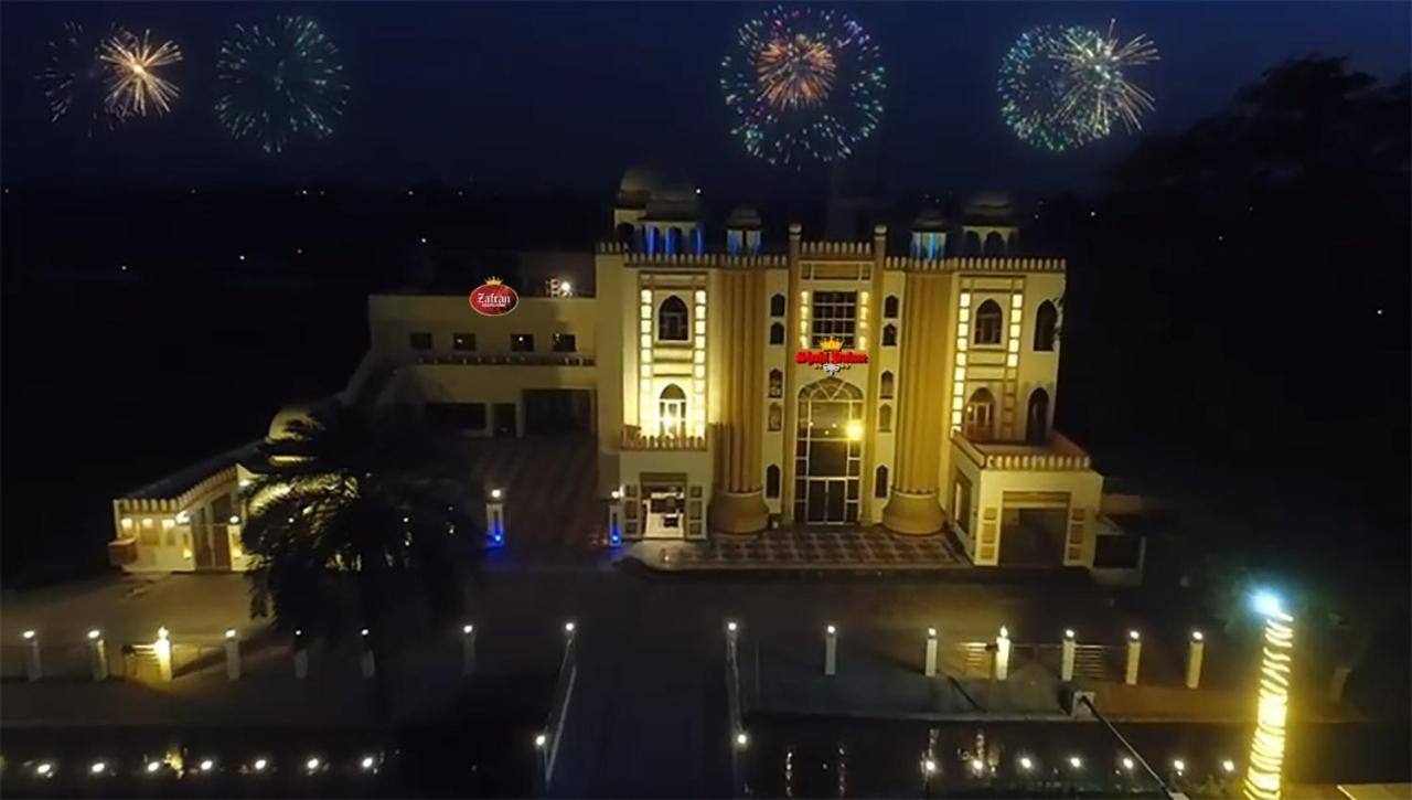 Shahi Palace Hotel Chichawatni Экстерьер фото