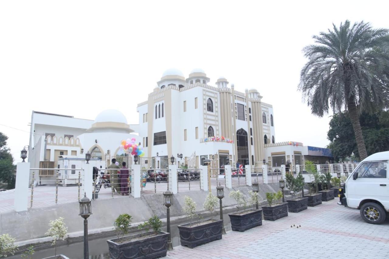 Shahi Palace Hotel Chichawatni Экстерьер фото
